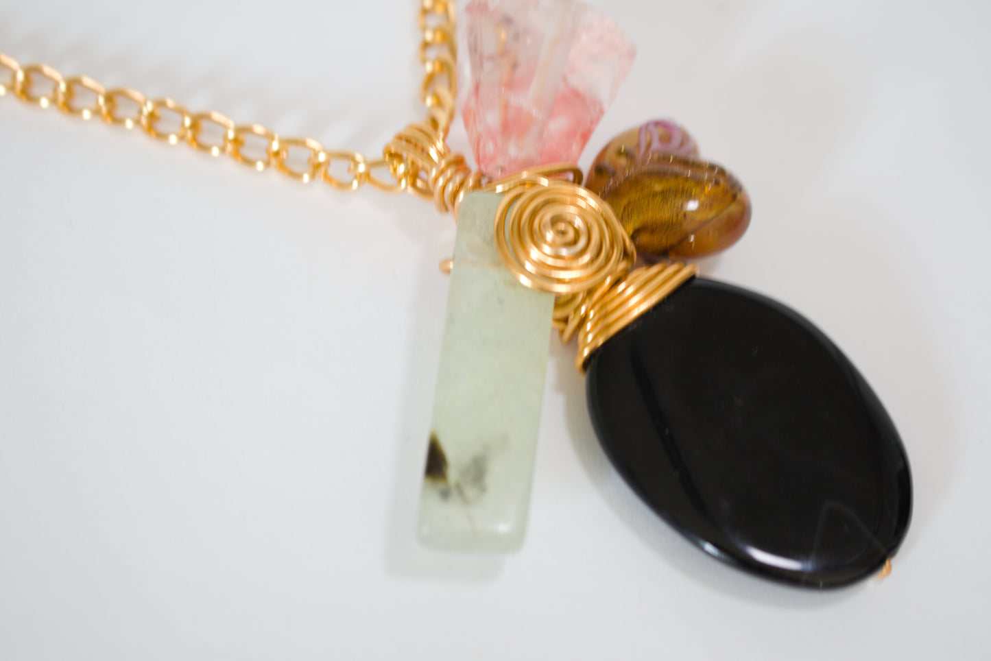 Necklace : Marahuyo Black Matcha